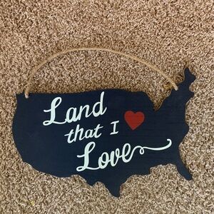 USA shaped land that I love door hanger beautiful